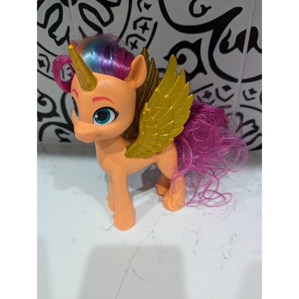 My Little Pony 6" Sparkling Generations Sunny Starscout Gold Wings Hasbro MLP G5